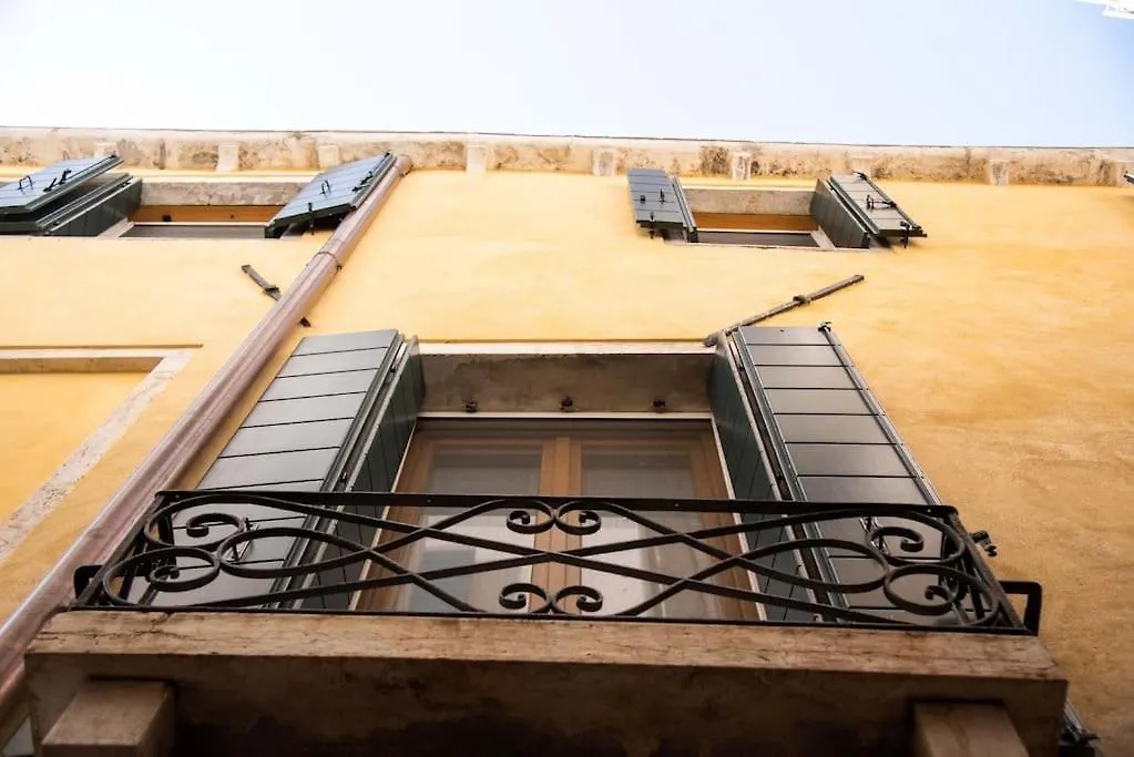 Casa Del Carro 2 Grand Terrace Apartment Venice
